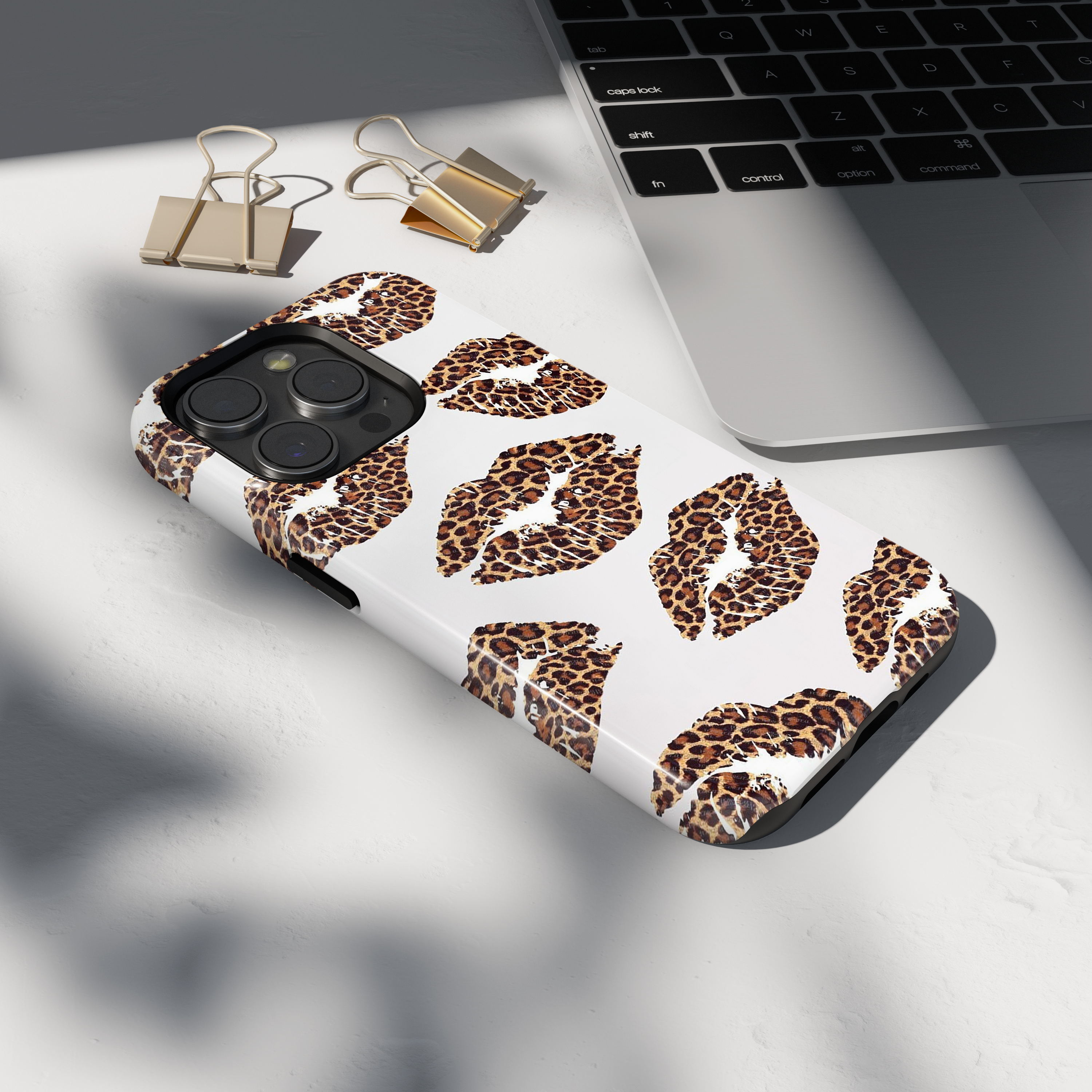 Tokok iPhone - LIPS