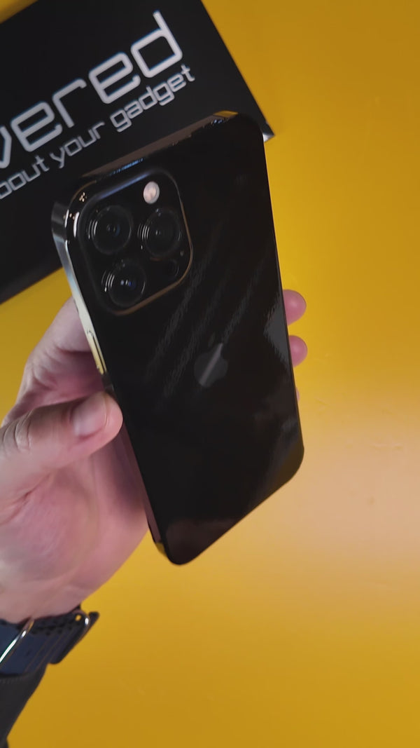 Skin iPhone - Jet Black (fényes)