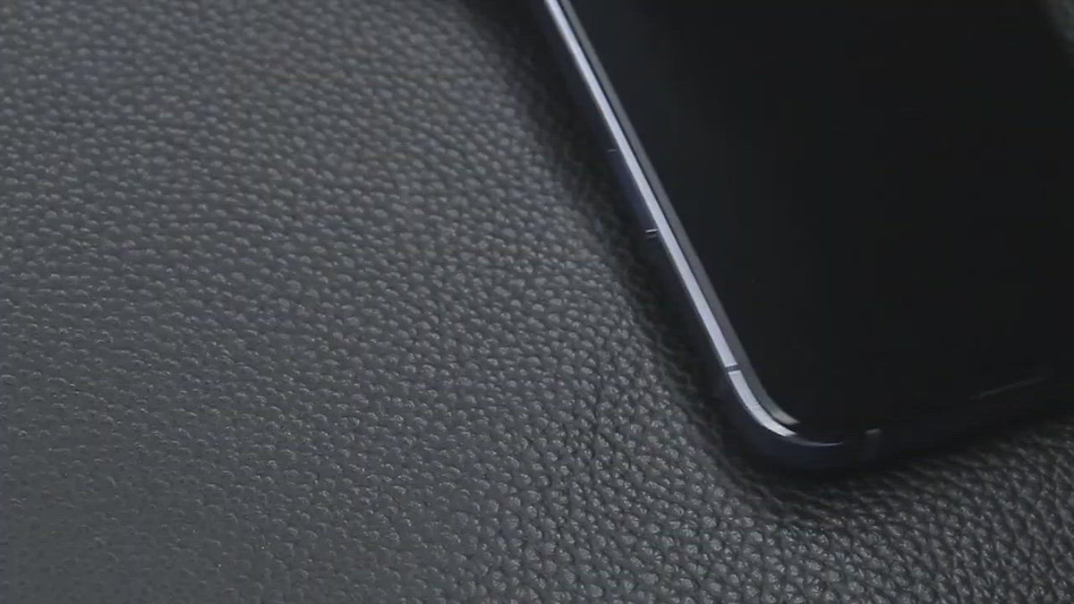 Videó betöltése: iPhone biztonsági ÜVEG fólia - PRÉMIUM